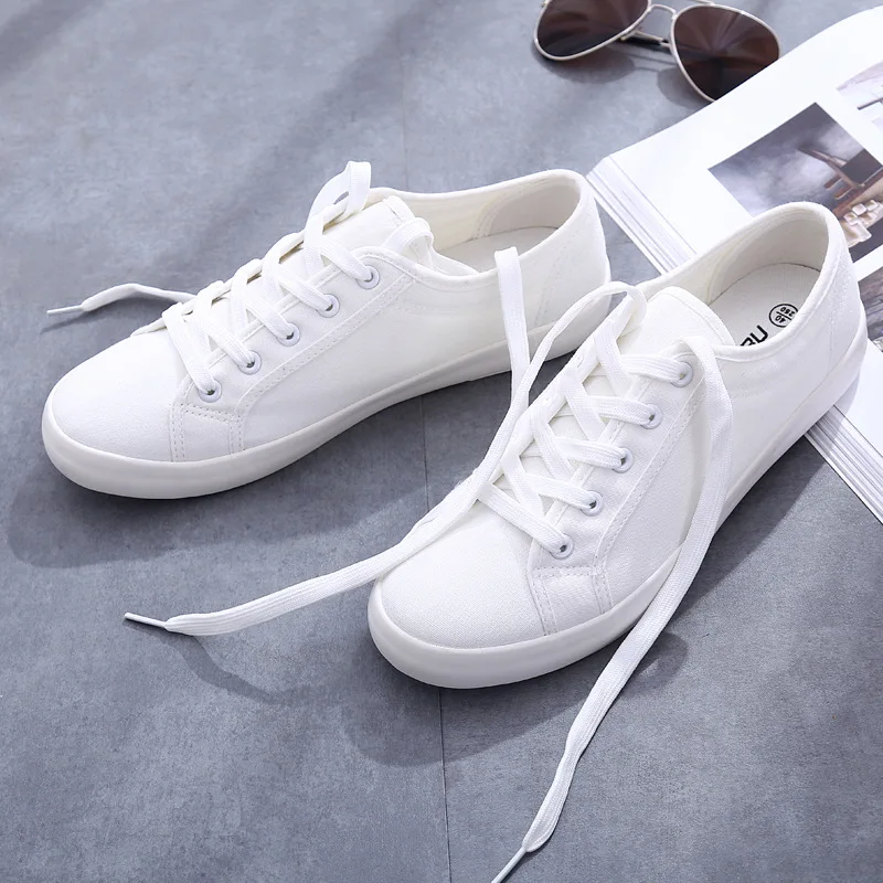 White Couple Canvas Shoes Summ - White Sneaker Care Kit recension och pris
