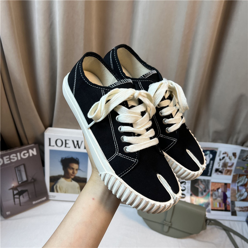 Women Tabi Canvas Shoes Street - White Sneaker Care Kit recension och pris